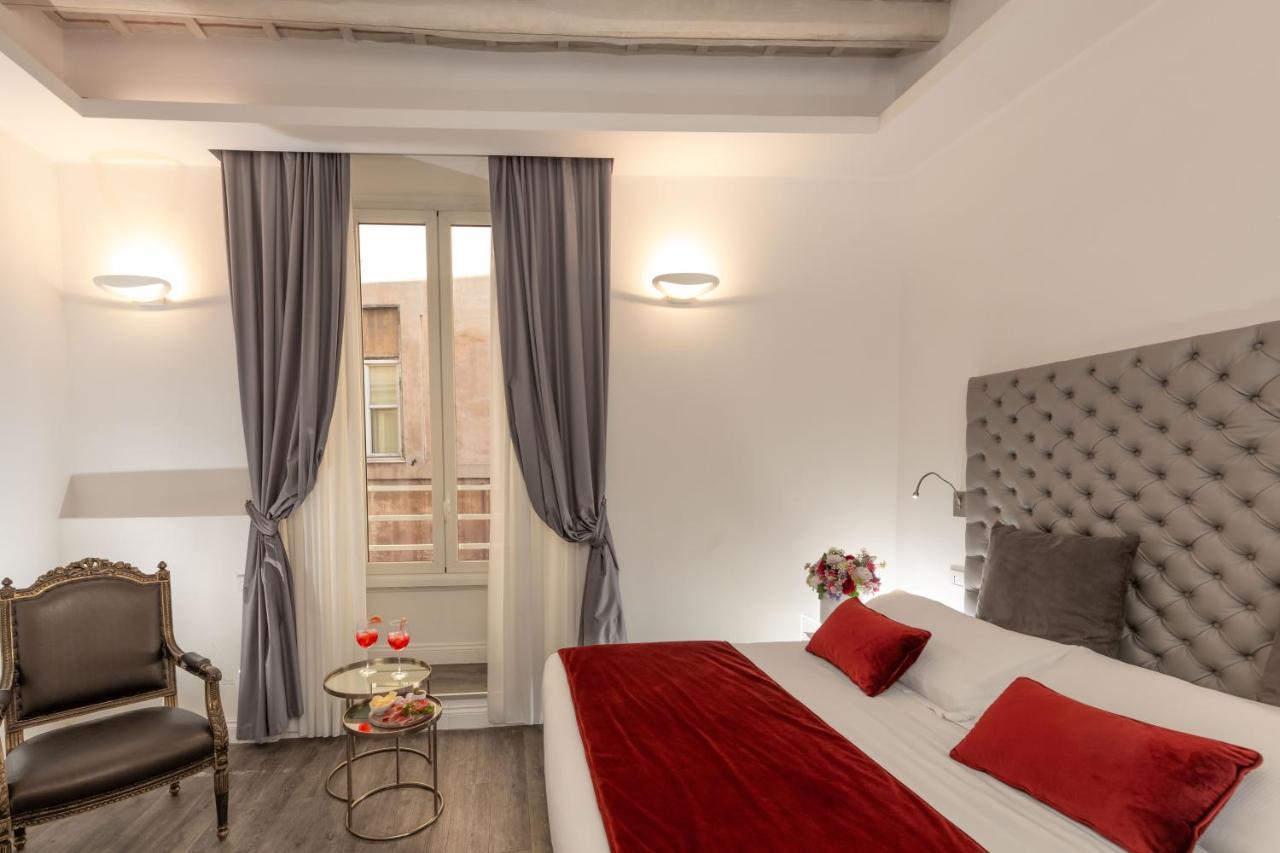 Navona 3*